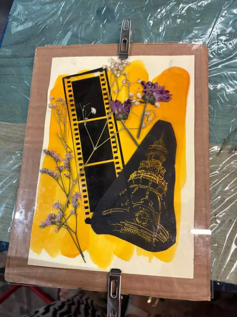 arteterapia, terapia artística, expresión creativa, arte terapéutico, pintura terapéutica, dibujo emocional, creatividad sanadora, expresión emocional, lenguaje visual, proceso creativo, autoconocimiento artístico, mandalas terapéuticos, collage emocional, arte infantil, creación libre, color emocional, simbolismo artístico, imaginación terapéutica, obras personales, materiales artísticos, plasticidad creativa, comunicación visual, descarga emocional, exploración interior, transformación creativa,